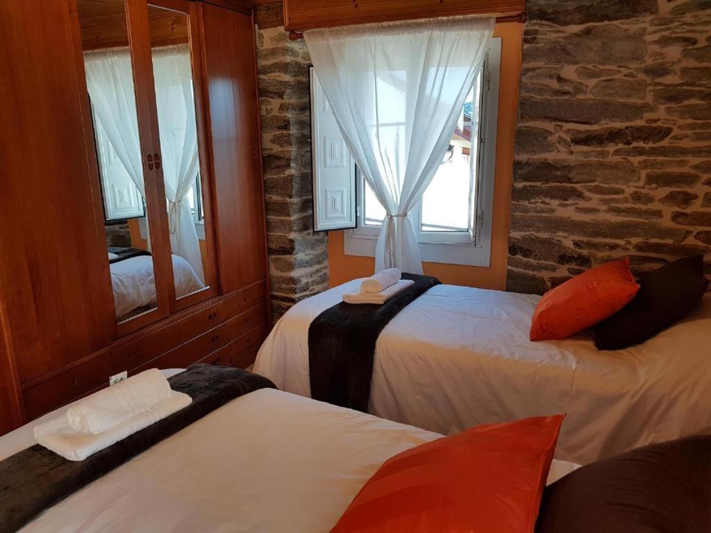 Aqua Rooms Sarria Exterior foto